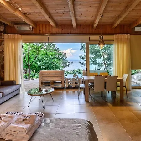 Amicasa Private Seaside * פאקיס